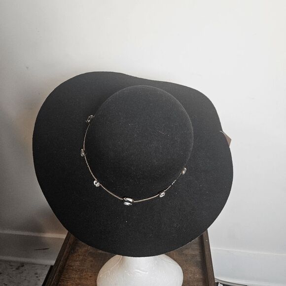 Juicy Couture Wide Brim Floppy Hat Bejeweled with Gold Chains NWT Women's Black - Picture 4 of 8